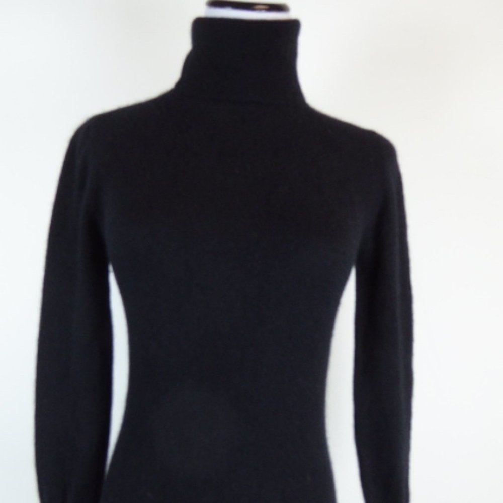 BCBG Max Azria cashmere black turtleneck sweater S